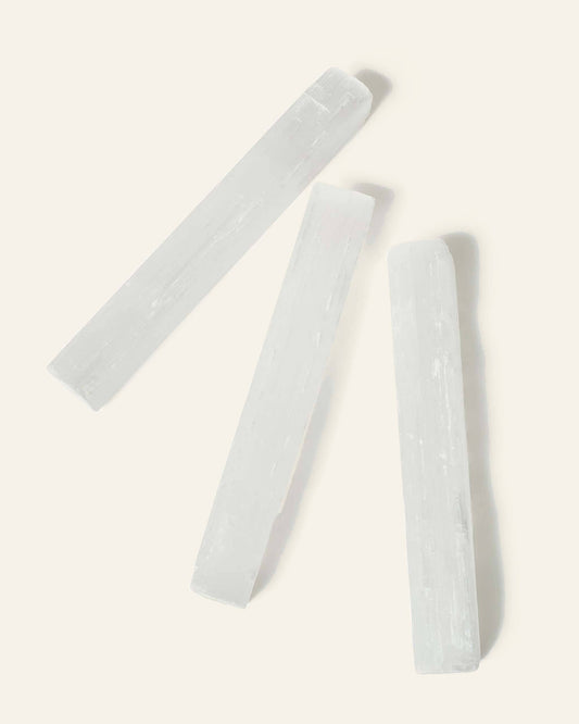 Raw Selenite Wand – cleansing natural crystal